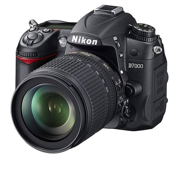 Nikon D7000 Camera With 18 - 105mm Lens